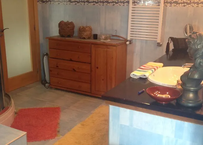 Casa Da Rua Do Sol * Almelaguez